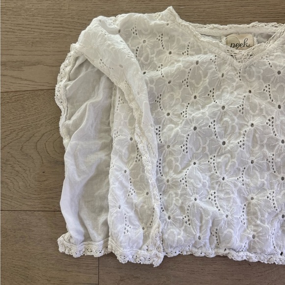Peek Girls eyelet shirt size small (4/5)
White - Picture 3 of 5
